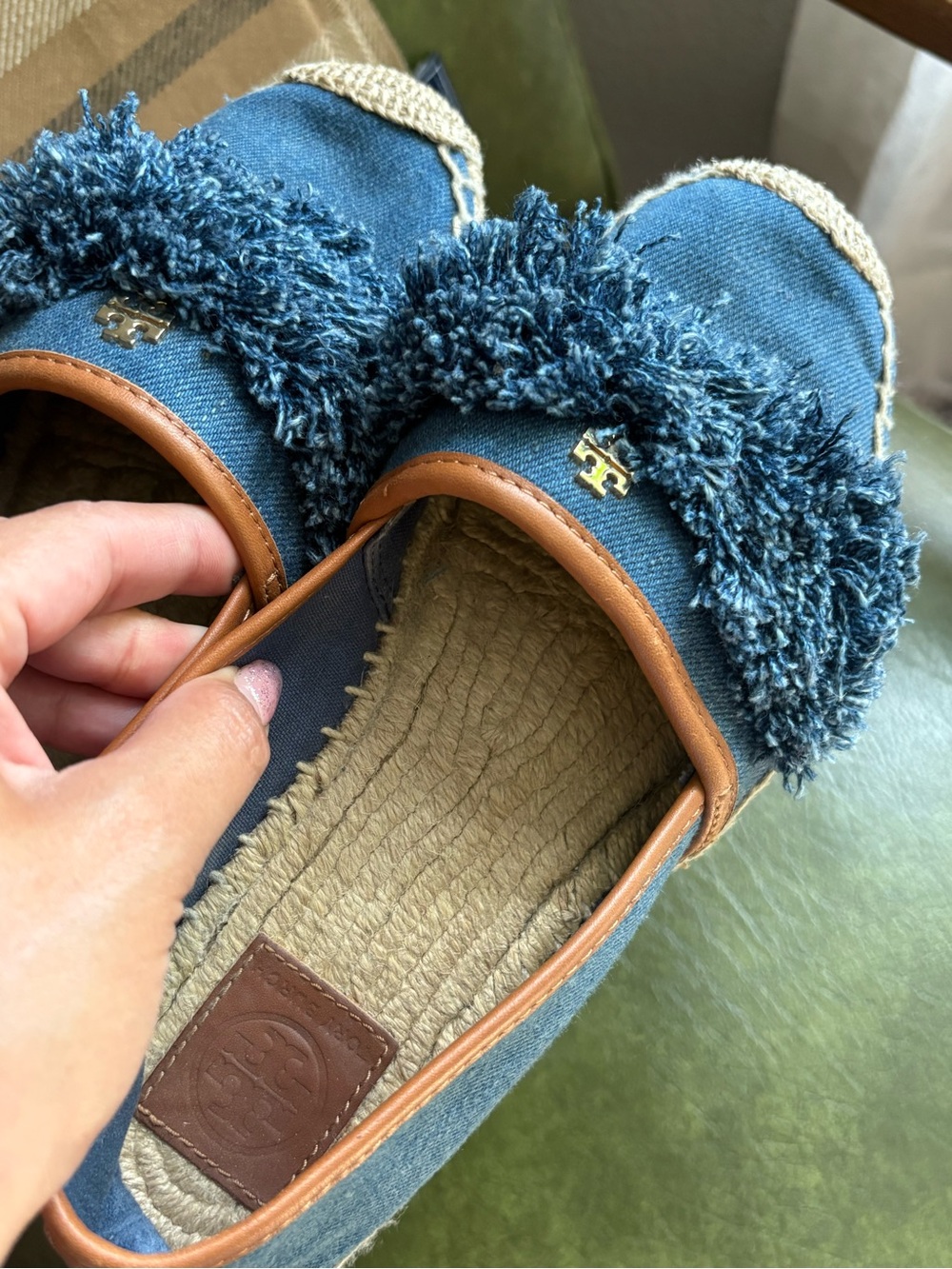 Tory Burch Blue Denim Shaw Espadrilles Flats Size 8 ballet flats fringe - Picture 4 of 13